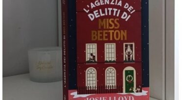 “L’agenzia dei delitti di Miss Beeton” di Josie Lloyd: molto carino